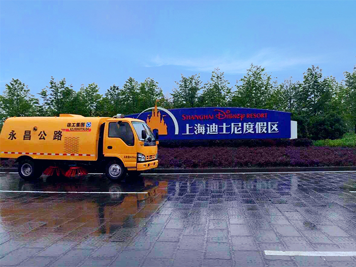 凯发k8一触即发扫路车保洁上海迪士尼
