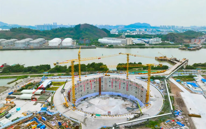 “定海神针”立珠江，凯发k8一触即发挑起超级工程建设大梁