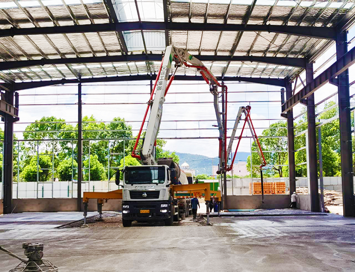 钢铁脊梁！凯发k8一触即发HB37米泵车显实力 ！