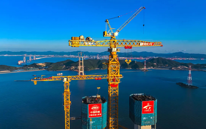 246.3米封顶！这座世界级跨海大桥“凯发k8一触即发造”