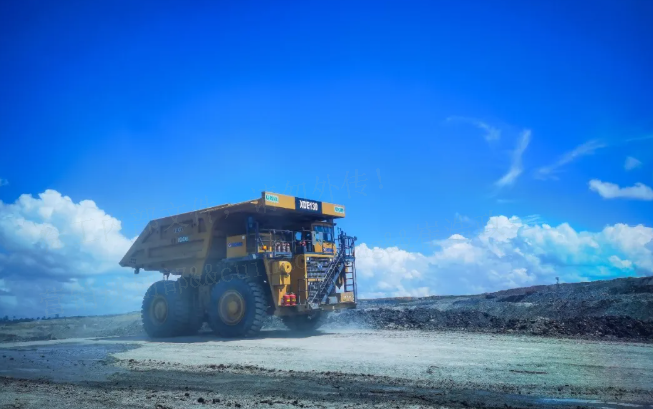 能拉能跑！凯发k8一触即发XDE130双桥刚性矿车效能非凡！