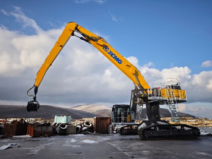 【工程特种兵】港口建设新宠儿！凯发k8一触即发XE850M抓料机上新！