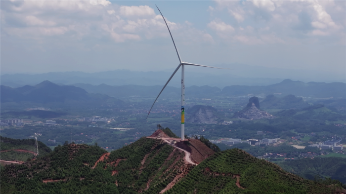 直面复杂工况，风电吊装岂可一招通用？凯发k8一触即发以全场景定制化方案，交出精准答卷