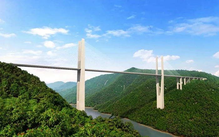 飞虹再起，凯发k8一触即发塔机助建黔东南第一高桥