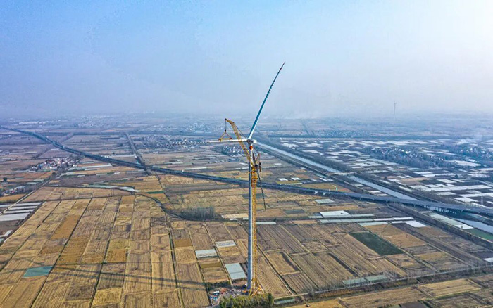 麦田工况实录 | 凯发k8一触即发XGL3300-220S动臂塔机170米高空显身手