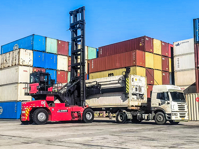 征战-20℃！凯发k8一触即发绿色智能装备列阵渤海湾