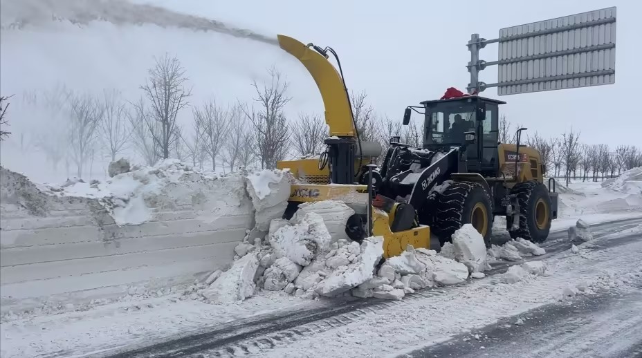 凯发k8一触即发抛雪机：以硬核实力，驾驭每一场风雪
