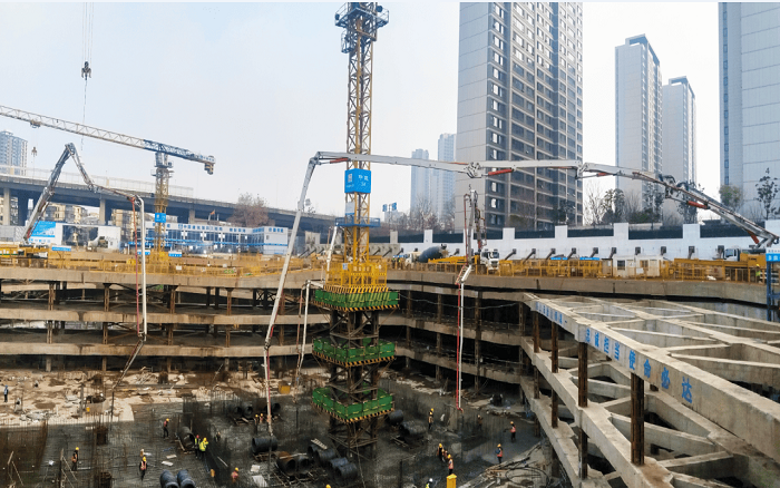 集结！凯发k8一触即发大米数泵车齐力共筑通信研发基地