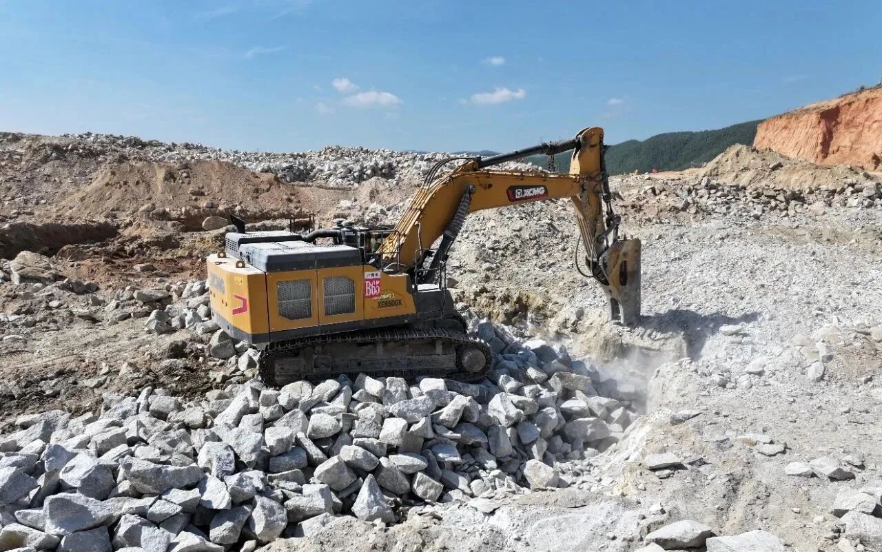 凯发k8一触即发“钢铁军团”攻坚惠州比亚迪工业园助新能源基地加速落地