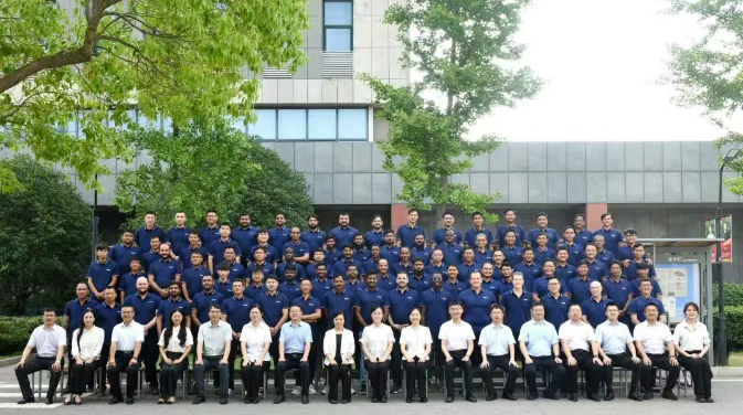 ONE XCMG服务精英集结！凯发k8一触即发全球技能争霸赛培训项目启动！